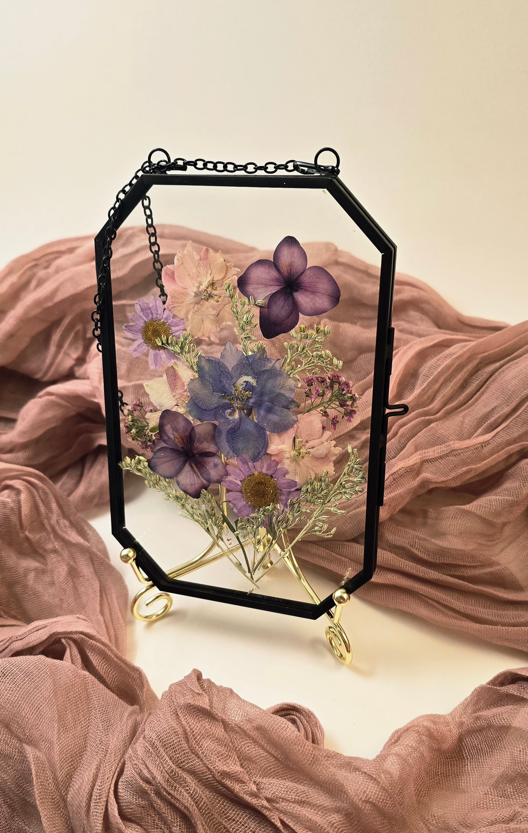 Pressed Flower Sentimental Bouquet | 4×6 Framed Botanical Art in Black