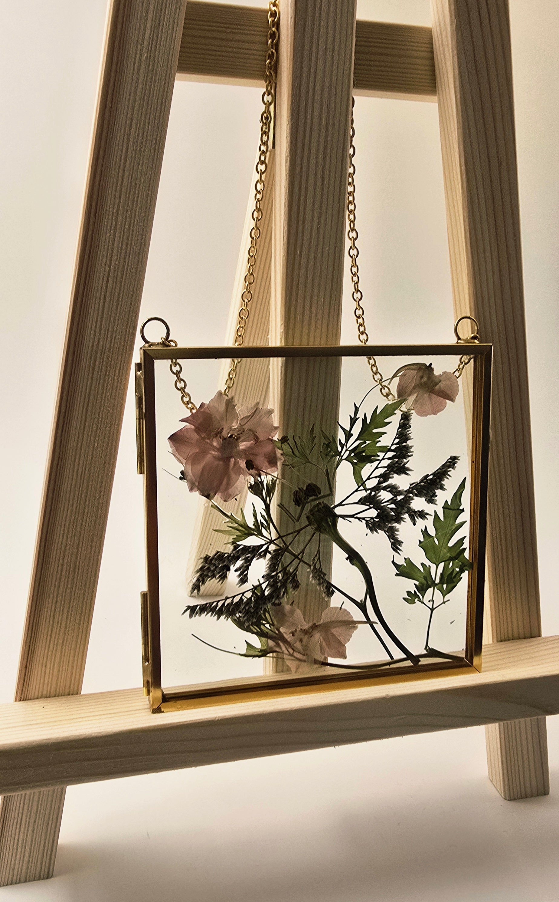 Pressed Flower Dragonfly | 4 x 4 Frame Botanical Art In Gold